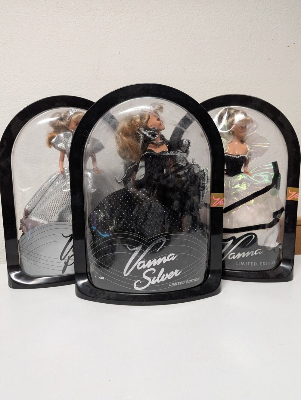 Vanna White Limited Edition Silver Platinum dolls in boxes